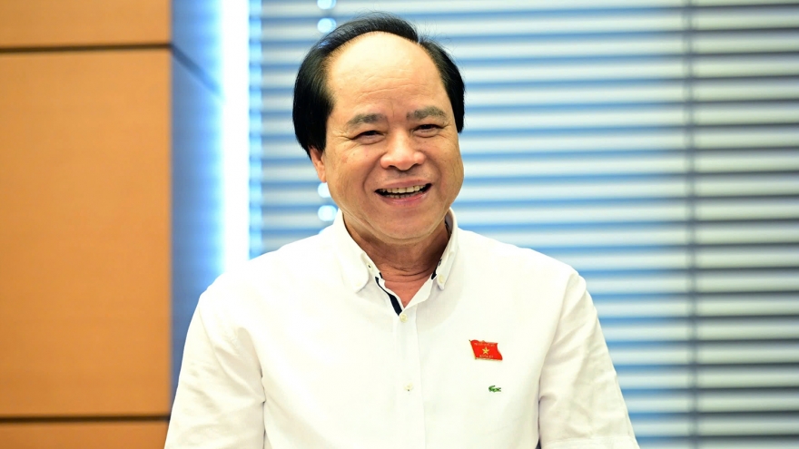 Đại biểu Quốc hội: “Miễn học phí rồi, làm sao hạn chế các khoản thu khác”